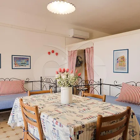 Flora - Goelba Apartment