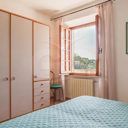 Flora - Goelba Apartment *